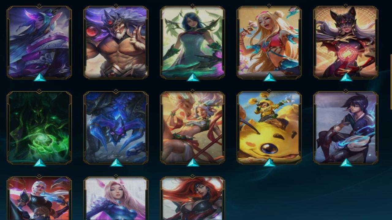 Platinum Level 102 Account with 63 Champions and 38 Skins