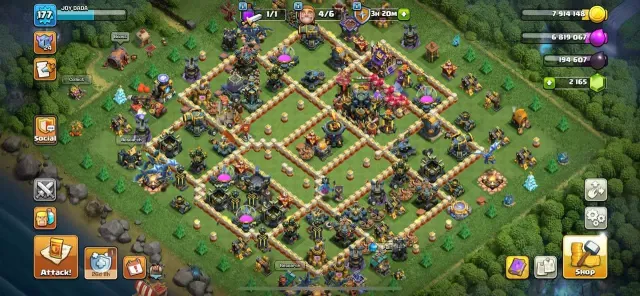 ✦ Th17 Max Defense ✦ 95/100/34/66/41 ✦ 10x Best Epic ✦ Overloaded Ores ✦ NC: 500, 15 TH Main Village, 9 TH Builder