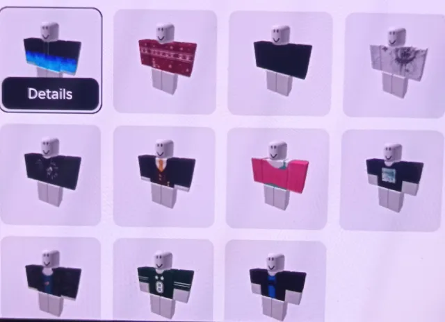 ROBLOX account, played since 2020, lots of skins, Region Germany, Read the description., Sale, Voice chat: No