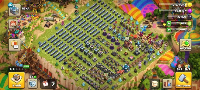 Top account (90% 13th Town Hall), 13 TH Home Village, 7 TH Builder Base