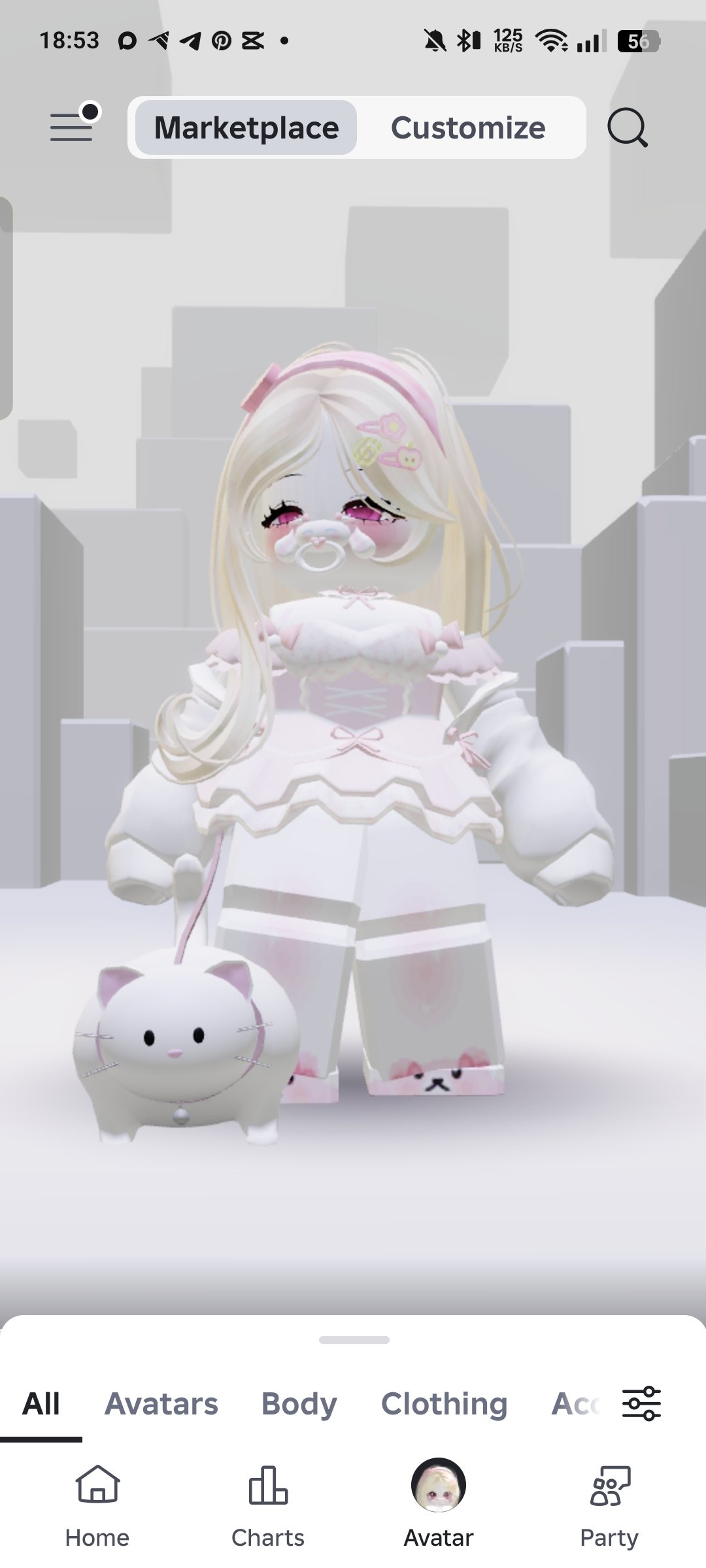 account for a girl total 1040 robux, Sale, Voice chat: No