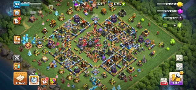 ◎ TH 18 ◎ 4 Heroes Max ◎ 110-110-71-85-55 ◎ All 15x Epic Equipment High Level, 18 TH Main Village, 1 TH Builder
