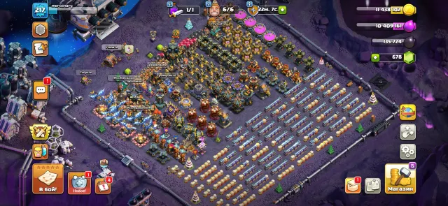 Account 17 TH with donation decoration, 17 TH Home Village, 10 TH Builder