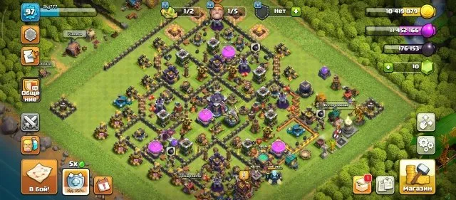 Everything is pumped up quite well, for a start it's decent, 15 Town Hall of the Home Village, 2 Builder's Hall