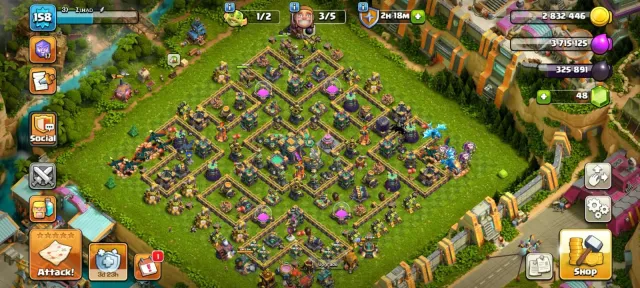 🏆 TH14 (maximum level) 🏆 King skin "League" unlocked 🏆 15 pieces of equipment 🏆 14 TH Home Village
